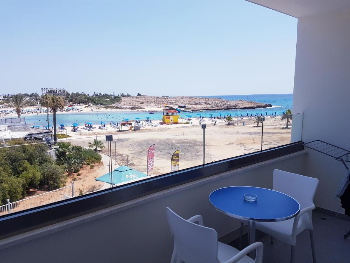 Christopher'S Sandy Beach Suites Agia Napa Exterior foto